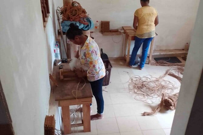 1 Hour Guided Factory Visit for Handmade Product - Key points to know before you go