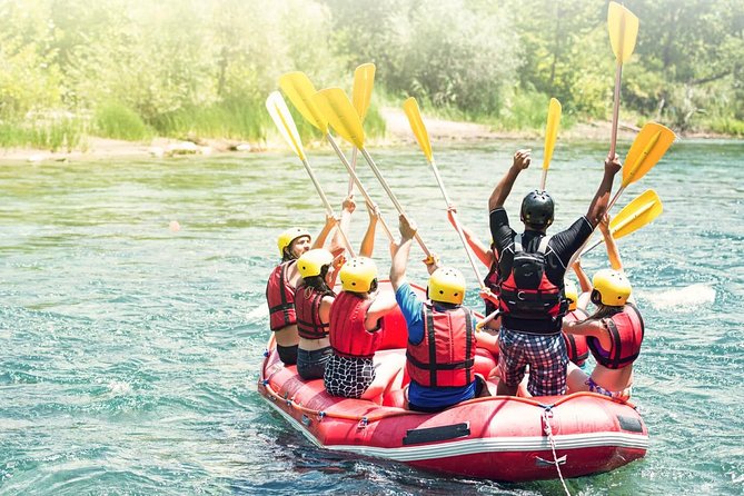 1 Hour Private White Water Rafting in Kitulgala From Kandy with Hotel Pickup - BBQ lunch at a local restaurant