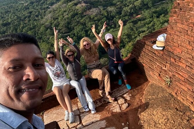 10 Days Sri Lanka Tour with Sudath - Minneriya and Yala by safari jeep