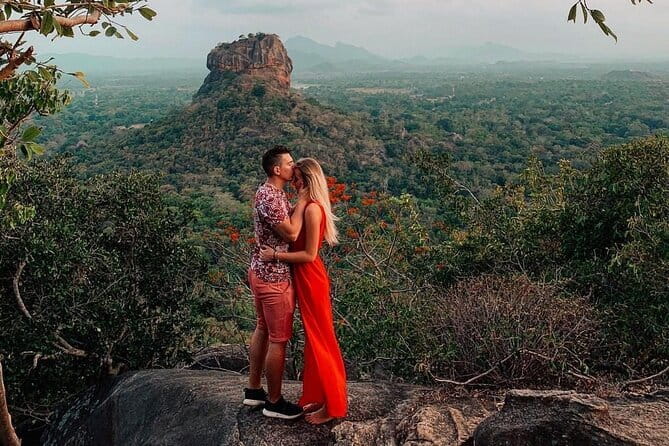 7 Days Private Guided Tour in Sri Lanka - Day 5: Kitulgala rafting and Mirissa Beach