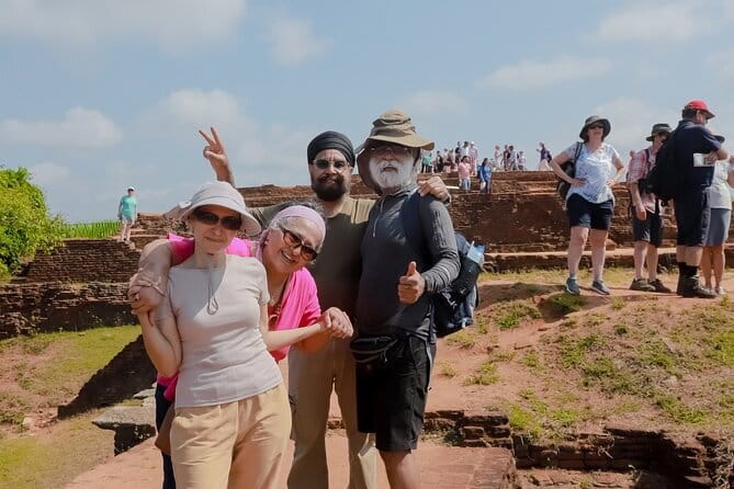 7 Days Sri Lanka Sightseeing Tour - A private route with a lot packed in