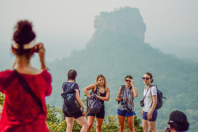 8 Day Private Sri Lanka Tour with Chauffeur - Sigiriya and Hiriwadunna: Two Very Different Sides of Sri Lanka