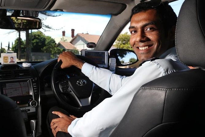 AirPort CMB to Colombo Private Taxi 247 Lowest Price Mini Bus, Car, Van - Leaving Bandaranaike International Airport without the usual fuss