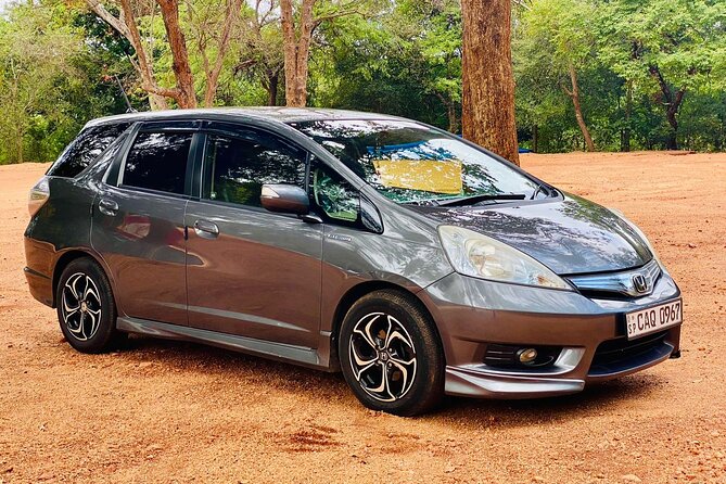 Airport Taxi Transfers from Colombo Airport to Arugam Bay - The Southern Expressway route toward the south