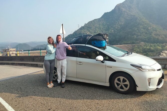 Airport Taxi Transfers from Colombo Airport to Arugam Bay - The airport meeting point and first hour