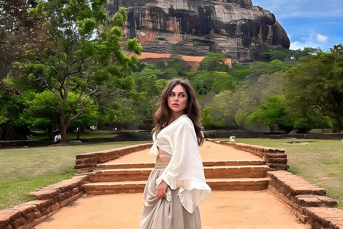 Airport Transfer to Colombo Ella Galle Sigiriya Kandy and More - Ella: useful for a long journey, but confirm the timing