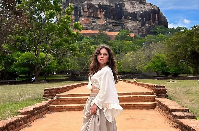 Airport Transfer to Colombo Ella Galle Sigiriya Kandy and More - Galle and the southern coast