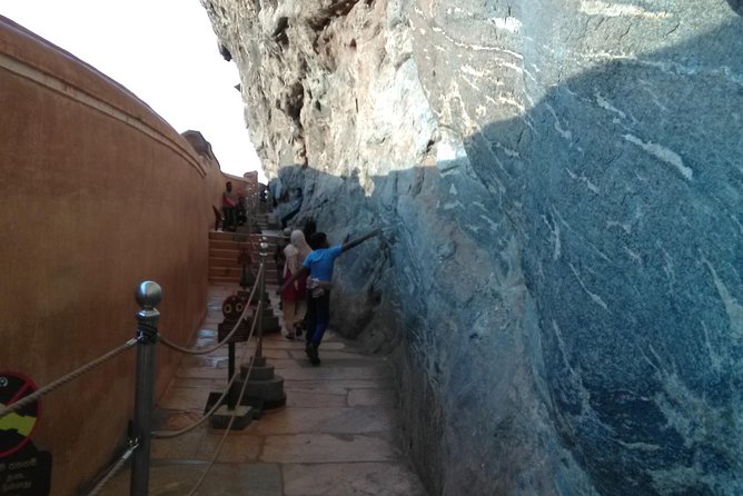 All inclusive Private Day tour Sigiriya, Dambulla & traditional village tour - Rawana Spice and Herbal Garden in 30 minutes