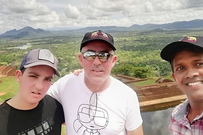 All Inclusive Sigiriya and Dambulla Private Day Tour from Colombo - The five Dambulla caves: art, statues, and quiet detail