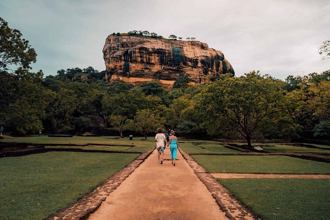 All Inclusive Sigiriya & Dambulla Day Tour from Colombo & Negombo - Sigiriya Lion Rock: Three Hours at the Fortress