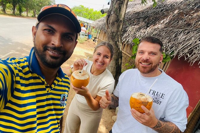 All-Island Private Tour – Tailor-Made Sri Lanka Experience - Day 3: Kandy’s sacred temple and Ella’s railway landmark