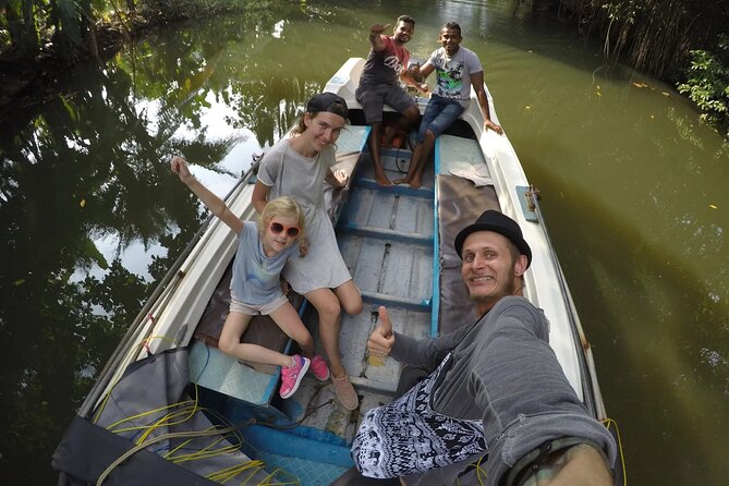 All of Sri Lanka within 10 Days - Minneriya and Hiriwadunna bring wildlife and village life together