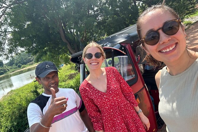 Ambuluwawa Tower and Kandy City Tuk Tuk Tour with Epic views - Tea factory and plantation at 10:30 AM