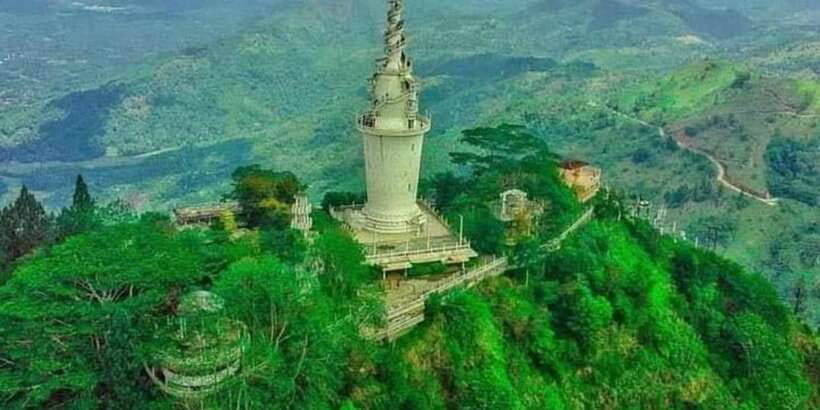 Ambuluwawa Tower & Pinnawala & Kandy Day Tour From Colombo - The road from Colombo to Pinnawala