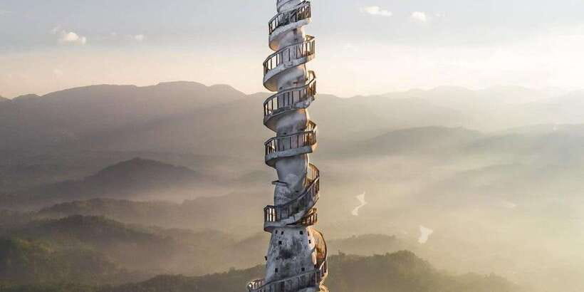 Ambuluwawa Tower & Pinnawala & Kandy Day Tour From Negombo - Ambuluwawa Tower and the price of the view