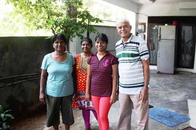 Authentic Sinhalese Cooking Class in Colombo with a Local Family - Five things to know before booking