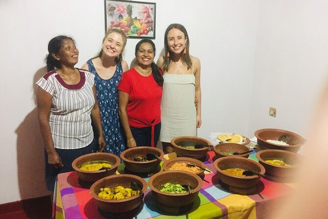 Authentic Sri Lankan Cooking Class in Kandy with Local Family - Learning from daily cooking habits