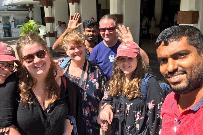 Bandaranayake International Airport (CMB) to Any Hotel in Negombo Drop Off - Finding your driver inside Bandaranaike Airport