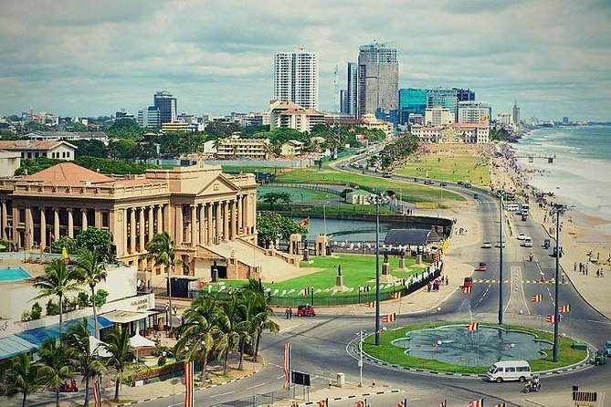 Colombo Airport Layover/Transit City Tour – 5 Hours - Ceylon tea, Galle Face Green, and the Indian Ocean