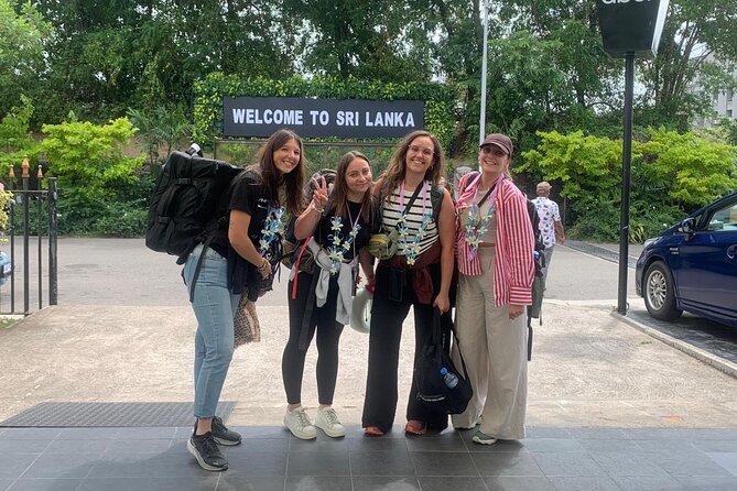 Colombo Airport Layover/Transit City Tour – 5 Hours - Meeting your driver at Colombo Airport