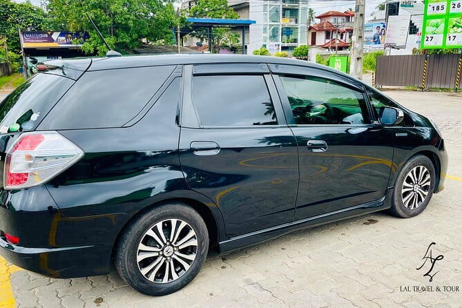 Colombo Airport Pickup and Drop-off Transfer - Who will get the most from this transfer