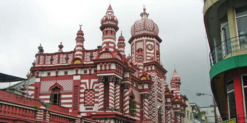 Colombo: All-Inclusive Morning & Afternoon Private City Tour - Is $60 per person a fair price?