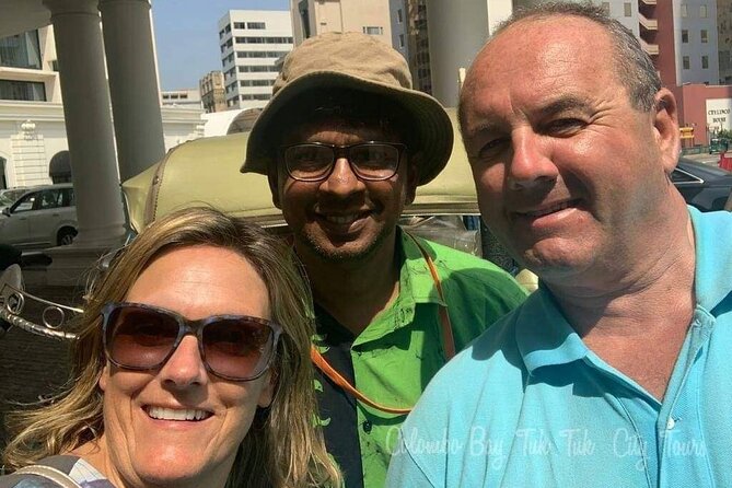 Colombo Bay Tuk Tuk City Tour - Pettah Market and the feel of street-level Colombo