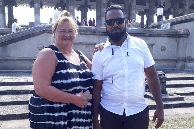 Colombo City Tour by Tuk Tuk Morning and Evening - Galle Face Green and the Indian Ocean