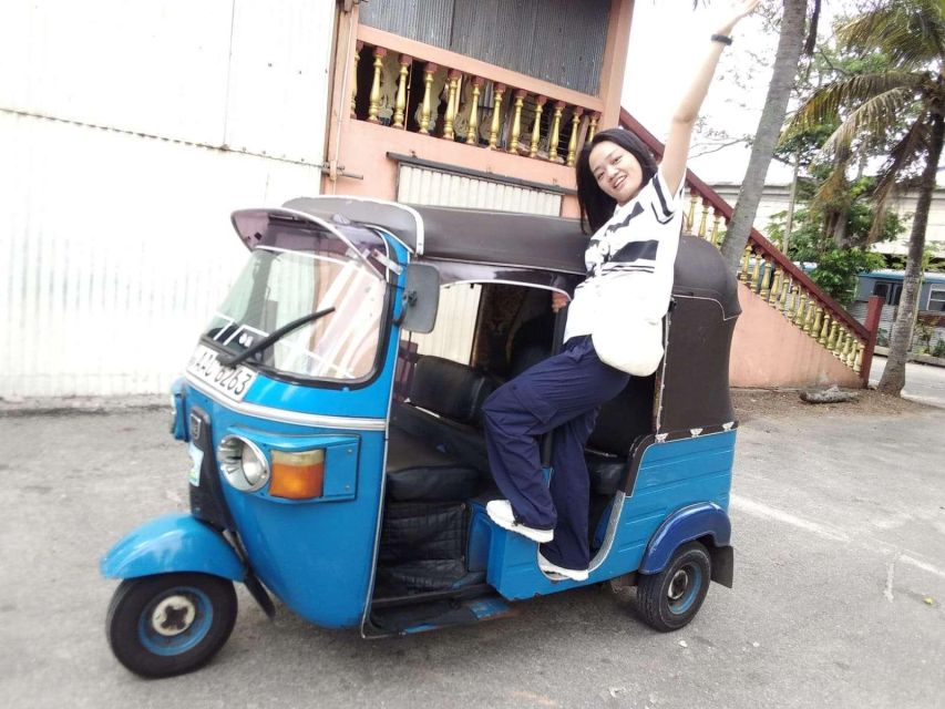 Colombo: City Tour by Tuk Tuk with Pickup - All Inclusive - Lotus Tower, Clock Tower, and Colombo from above