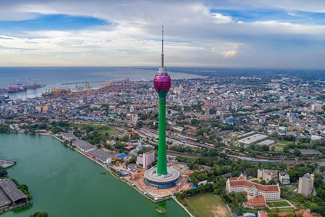 Colombo City Tour From Negombo - Gangaramaya Temple gives you time to look around