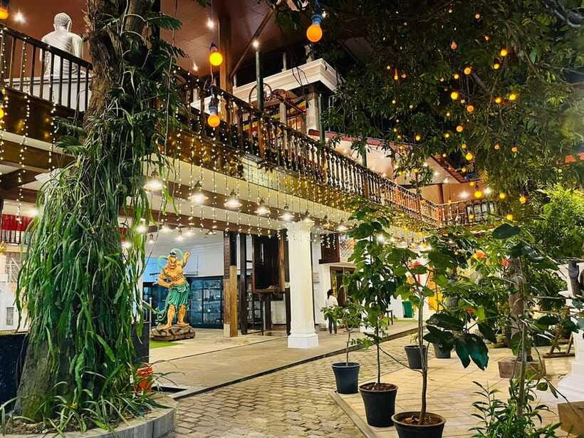 Colombo City Tour with Entry Tickets & Hotel Pickup - Independence Square and the story of 1948