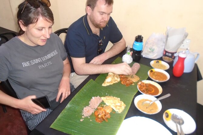 Colombo Express Food Tour with 9 + Tastings - Pettah and the chicken cheese ball