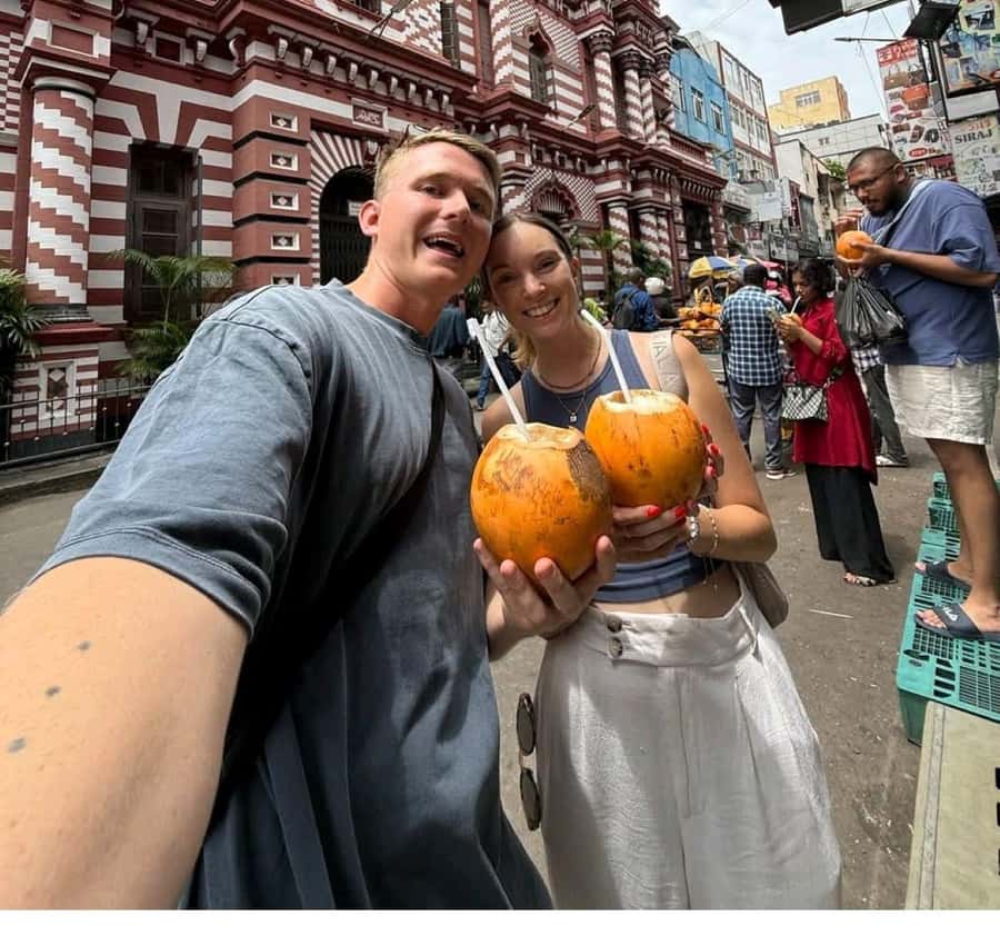 Colombo Foods Tour by Tuk Tuk ( Food chargers included ) - Starting at Colombo’s Vegetable and Fruit Market