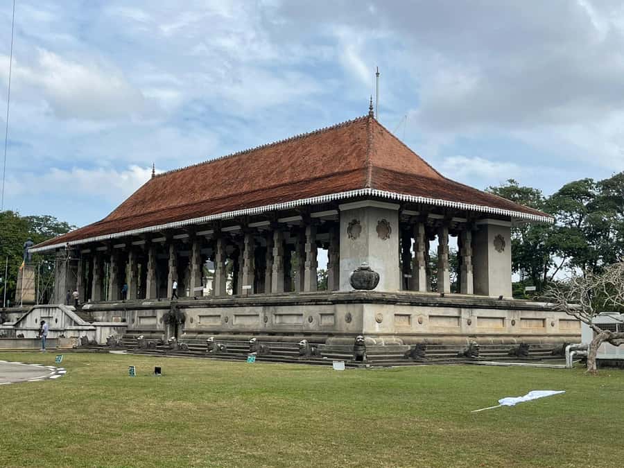 Colombo: Guided City Tour with Entry Tickets - Is $38 good value?