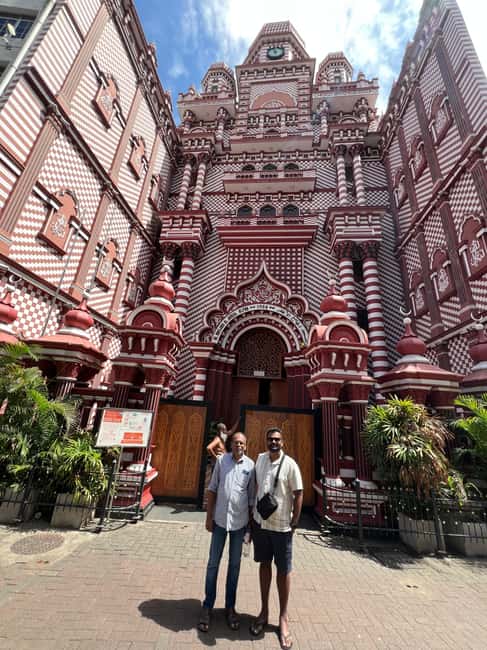 Colombo: Local Food Tour & Sightseeing by Tuk-Tuk with Meals - Timing, comfort, and the real pace