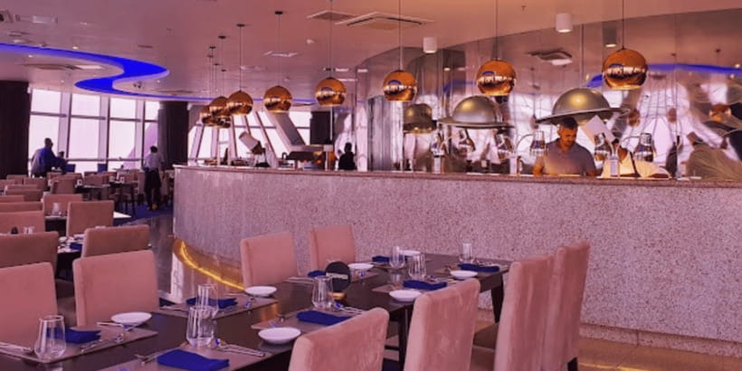 Colombo: Lotus Tower Experience with Lunch or Dinner Buffet - Service and practical snags