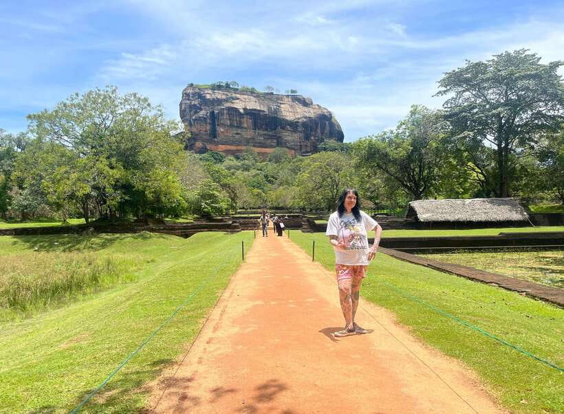Colombo/Negombo: Sigiriya, Dambulla, and Minneriya Safari - Climbing Sigiriya Lion Rock in the afternoon