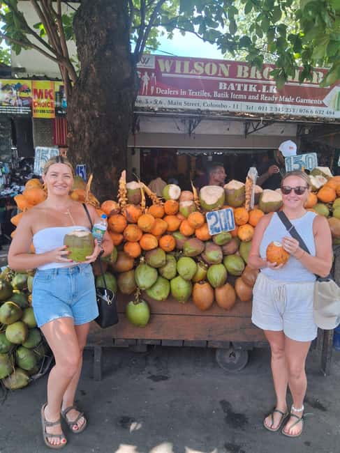 Colombo: Private City Tour by Tuk tuk - All Inclusive - Independence Square and Viharamahadevi Park