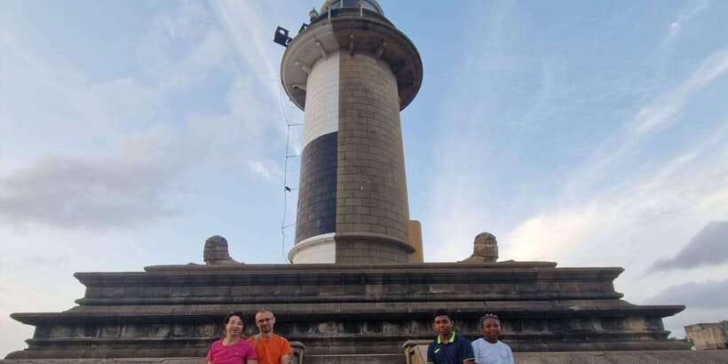 Colombo: Private City Tour by Tuk Tuk with Hotel Pickup - The Ride Back and What the Reviews Tell You