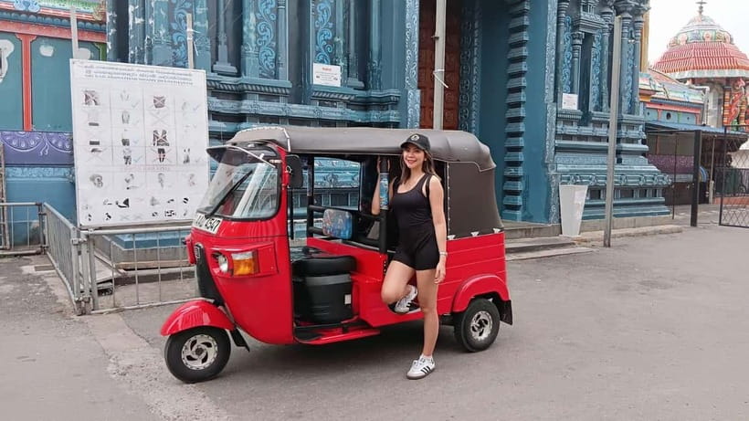 Colombo Private Guided City Tour by Tuk Tuk - All Inclusive - Lighthouse, Clock Tower, and the old colonial city