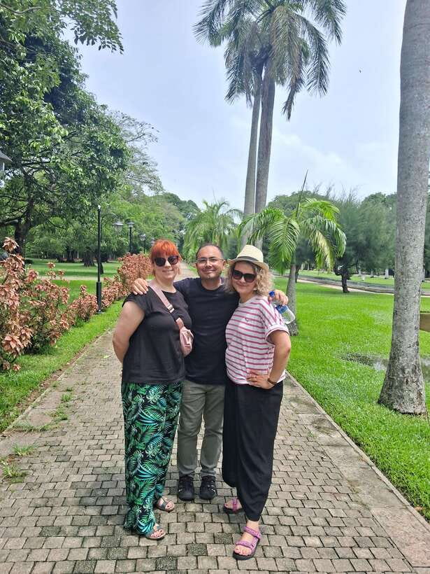 Colombo: Private Guided Tuk Tuk City Tour with Hotel Pickup - Key details that shape the experience