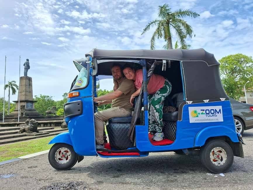 Colombo: Private Tuk-Tuk City Tour with Guide & All Tickets - Key reasons this Colombo tour works