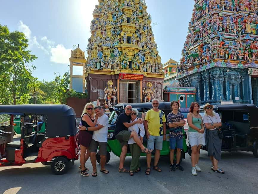 Colombo: Private Tuk-Tuk City Tour with Guide & All Tickets - Why a tuk-tuk is the right vehicle for Colombo