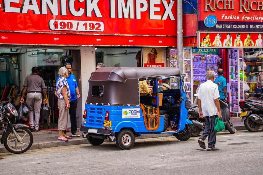 Colombo: Private Tuk-Tuk City Tour with Guide & All Tickets - Colonial Colombo at Independence Square and the old Parliament