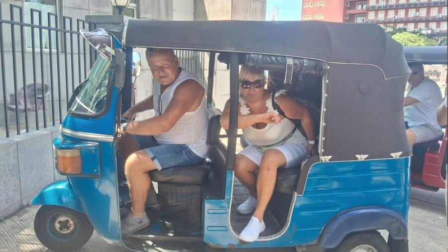 Colombo: Sightseeing Tour by Tuk Tuk Safari - All Inclusive - Pettah reveals Colombo’s everyday pulse