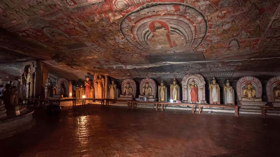 Colombo: Sigiriya Rock Fortress & Dambulla Cave Temple Tour - What the $95 price really covers