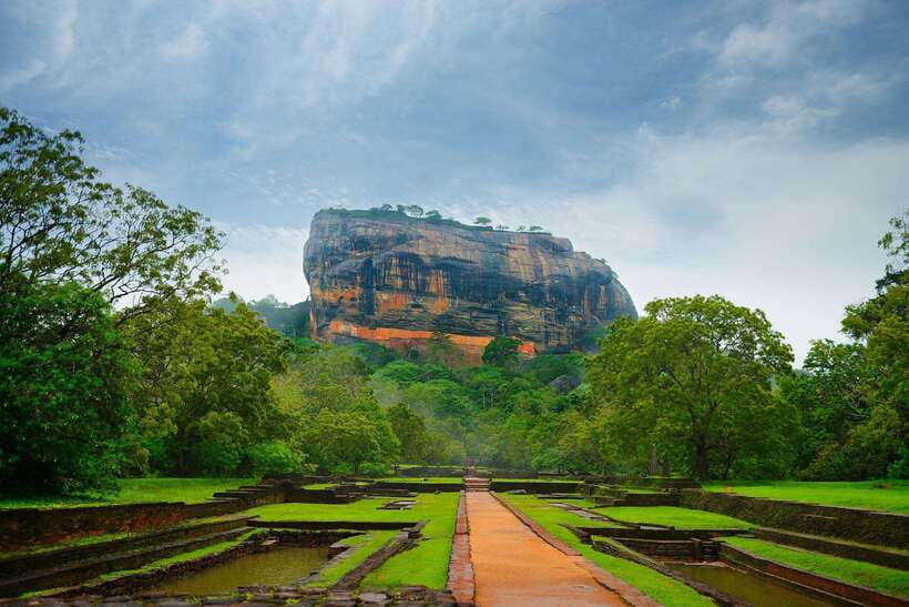 Colombo: Sri Lanka 4-Day Private Tour With 18 Amazing Places - What this four-day route is really like
