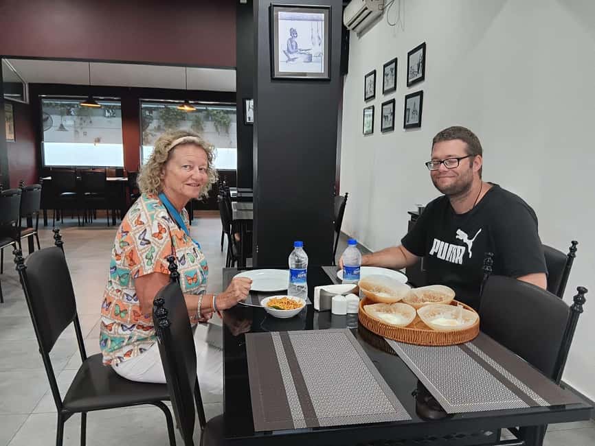 Colombo: Tastiest Local Food Tour by Tuk-Tuk Meals Included - Why a tuk-tuk is the right Colombo food vehicle