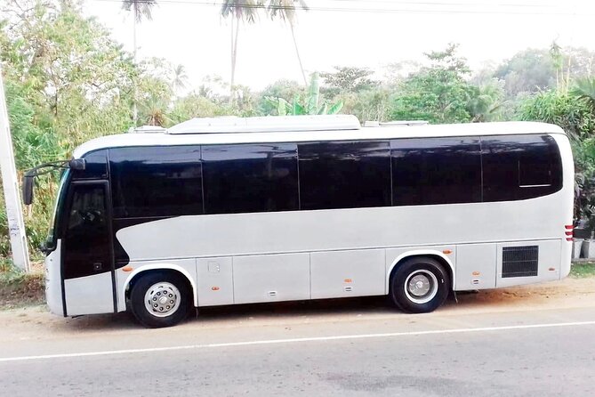 Colombo to Kandy Bus (Reserved Seats) - Air Conditioned - What the reserved seat changes