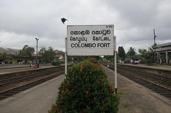 Colombo to Kandy Train Tickets (Reserved Seats) - Boarding at Colombo Fort
